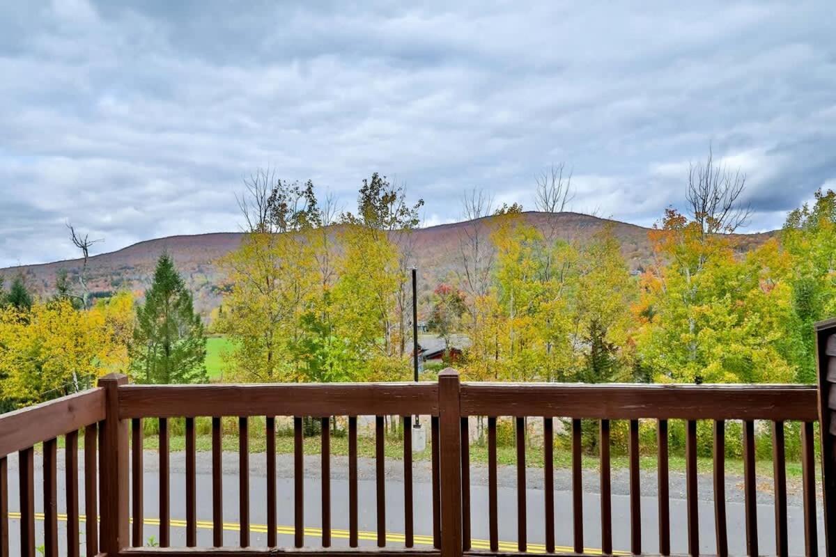 Spacious 3 Bedroom Condo Steps Away From Slopes Hunter Exterior photo